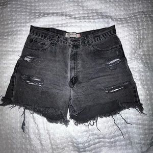 Hand distress Black Levi 550s Shorts